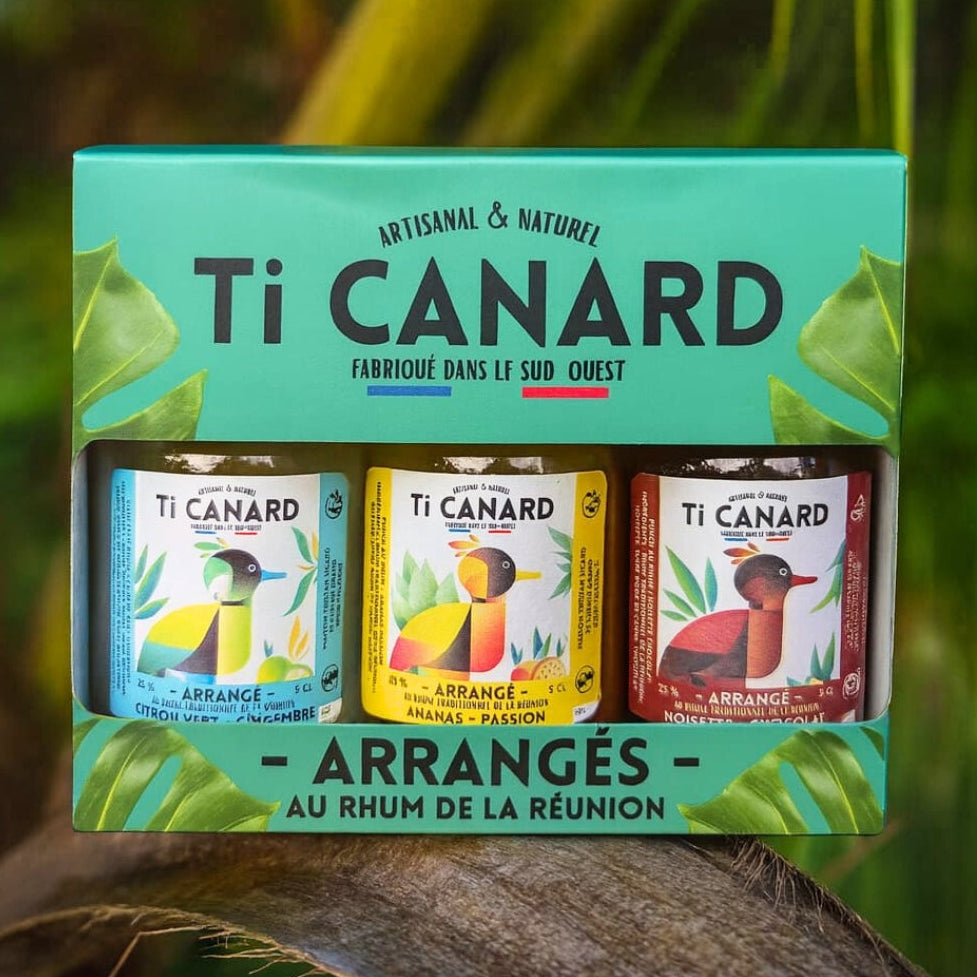 Un coffret de trois mignonettes de 5cl de rhums arrangés bio de La Réunion